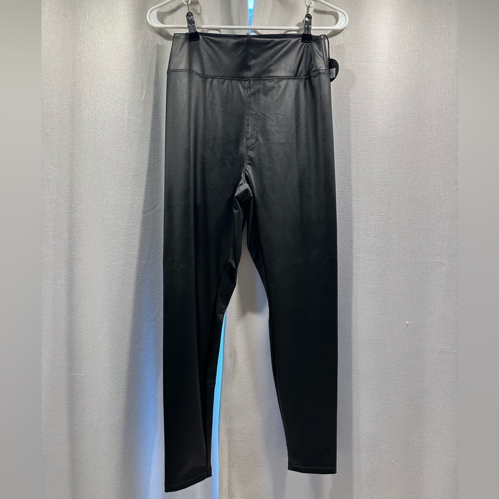 NWT Offline by Aerie Real Luxe Faux Leather Leggings